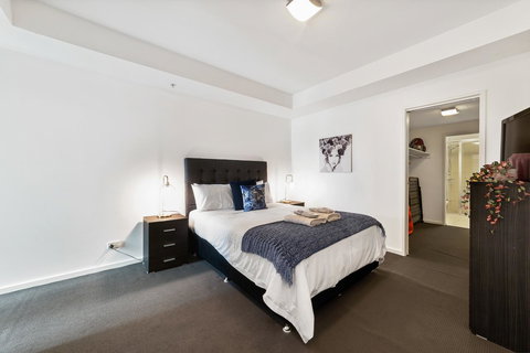 Signature Waterfront Apartments - Sydney Tourism 31