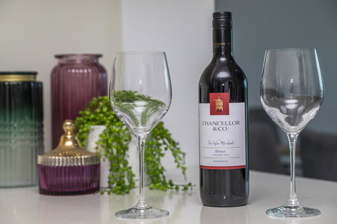 Signature Waterfront Apartments - Sydney Tourism 27