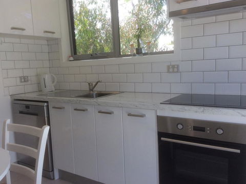 Avilla By The Bay - Sydney Tourism 11