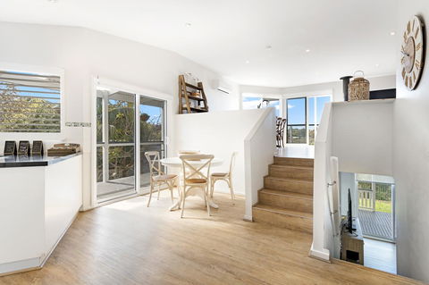 Peninsula Retreat - Sydney Tourism 7