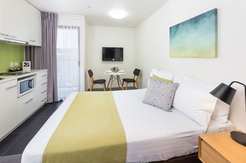 City Edge North Melbourne Apartment Hotel - Sydney Tourism 13