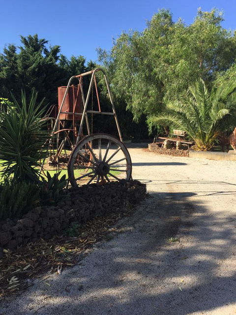 Little River Bed And Breakfast - Sydney Tourism 7