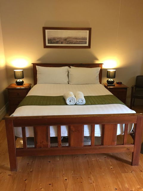 Little River Bed And Breakfast - Sydney Tourism 16