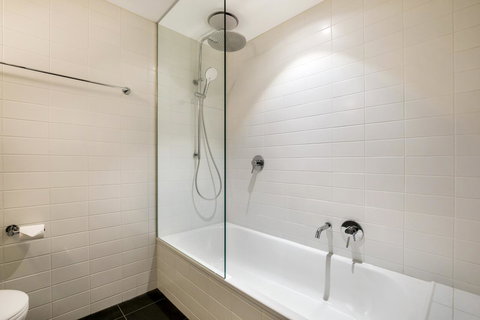 Stylish Apartment In Unique Church Development - Sydney Tourism 11