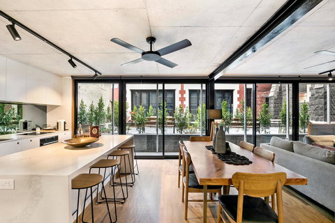 Stylish Apartment In Unique Church Development - Sydney Tourism 0