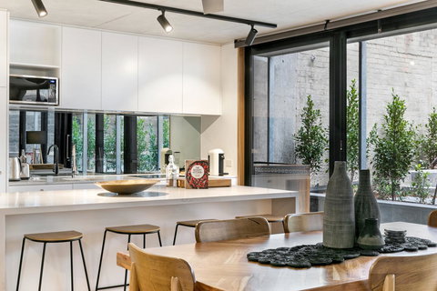 Stylish Apartment In Unique Church Development - Sydney Tourism 7