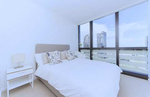 Brilliant Victoria Harbour Waterfront - Sydney Tourism 2