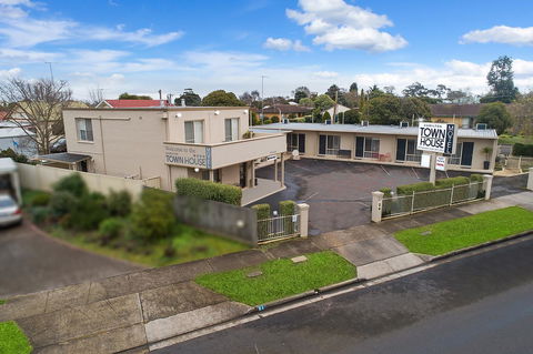 Hamilton Townhouse Motel - Sydney Tourism 7