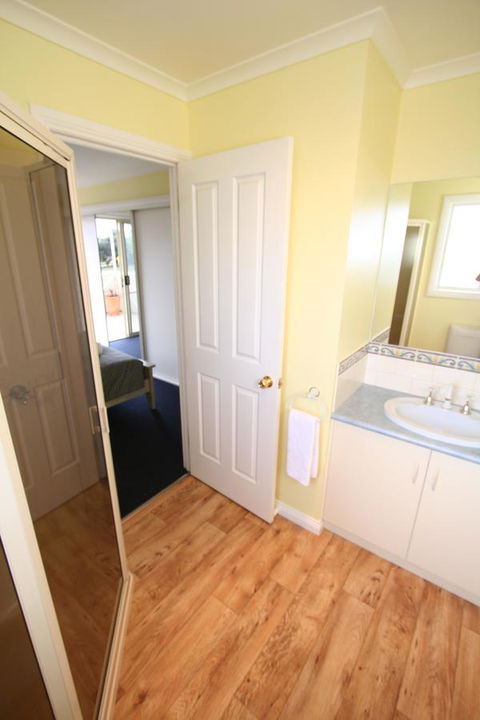 Hamilton Townhouse Motel - Sydney Tourism 2