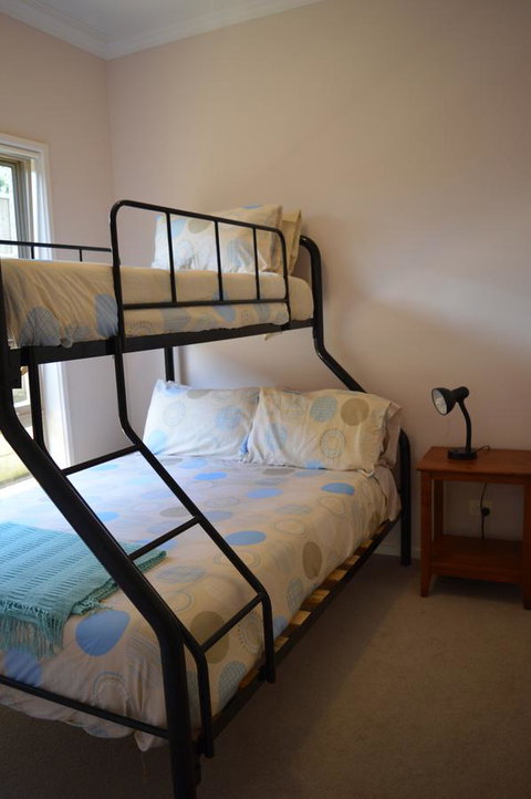 Ocean View Beach House - Sydney Tourism 16