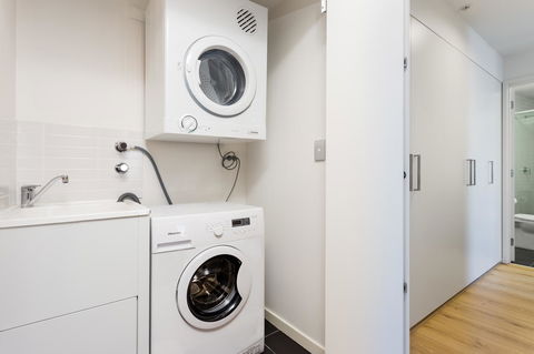 Accent Accommodation@Docklands - Sydney Tourism 8