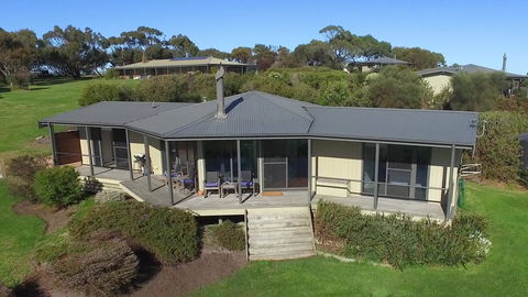 Limosa Rise - Sydney Tourism 13