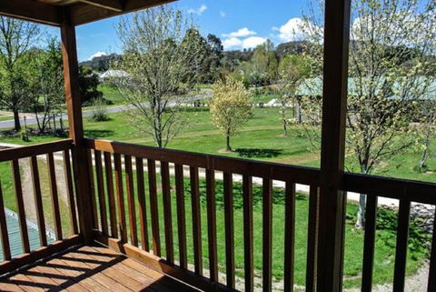 Beechworth Cedar Cottages - Sydney Tourism 6