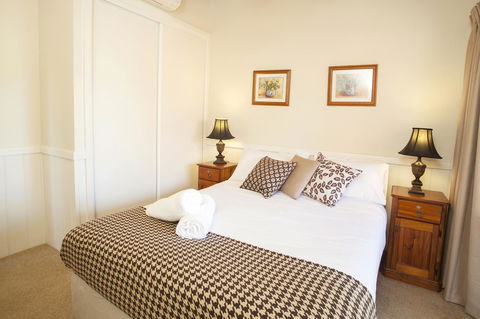 Beechworth Cedar Cottages - Sydney Tourism 7