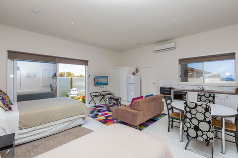 Cottages For Couples - Sydney Tourism 7