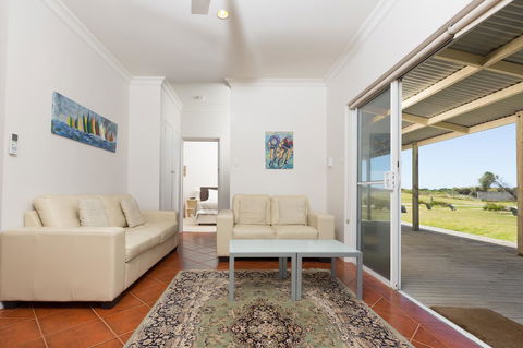 Cottages For Couples - Sydney Tourism 28