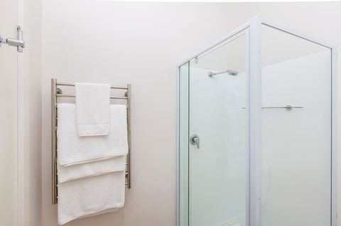 Cottages For Couples - Sydney Tourism 1