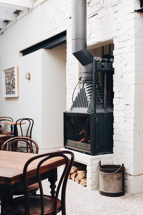 Naughtons Hotel - Sydney Tourism 20