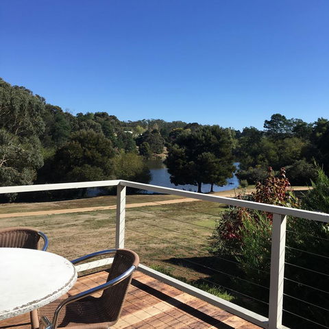 Lakeside Conti Villas - Sydney Tourism 2