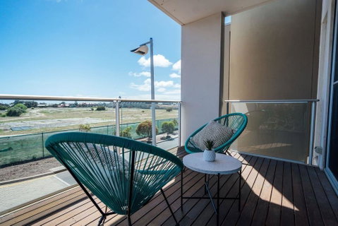 The Cove @ New Port-Pool - Spa - Sauna - Gym & More - Sydney Tourism 1
