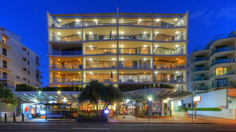 The Dunes Cotton Tree - Sydney Tourism 2
