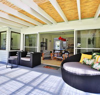 The Endless Summer  Culburra - Pet Friendly - 2 Mins to Beach - Sydney Tourism