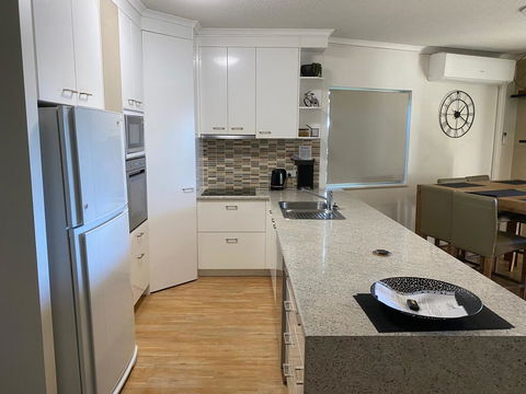 The Esplanade Holiday Apartments - Sydney Tourism 2
