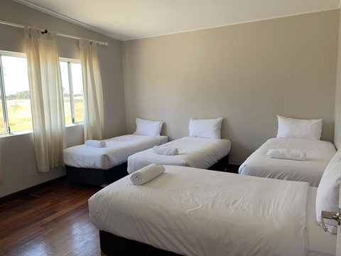 THE FAMILY RETREAT - Sydney Tourism 2