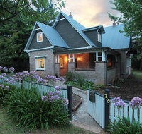 The Leura Mountain House - Sydney Tourism
