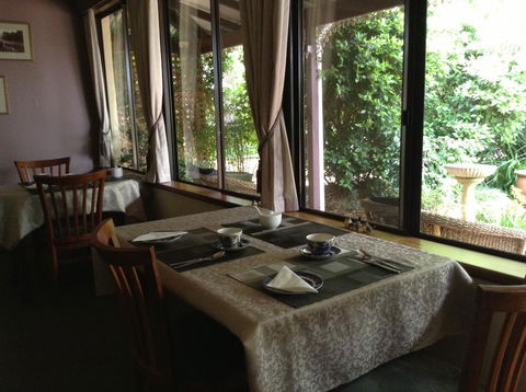 The Noble Grape Guesthouse - Sydney Tourism 2