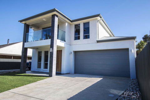 The Races Complex - Sydney Tourism 0