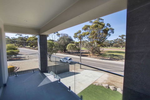 The Races Complex - Sydney Tourism 2