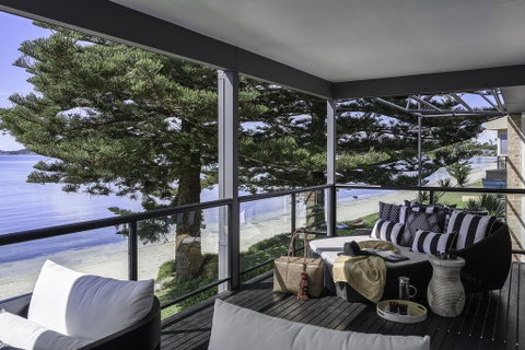 The Seaview - Designer Beachfront House - Sydney Tourism 0