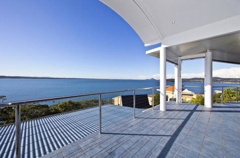 The Ultimate Ocean View - A Luxury Home - Sydney Tourism 1
