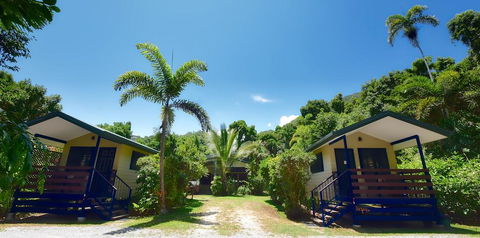 Thornton Beach Bungalows Daintree - Sydney Tourism 1