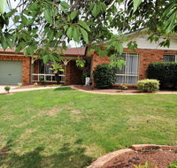 Tidy Home in a Leafy Suburb Great Location - Sydney Tourism