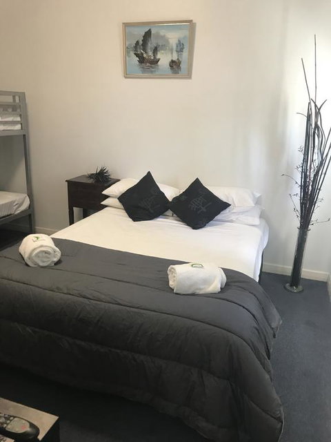 Tin Can Bay Budget Accommodation - Sydney Tourism 0