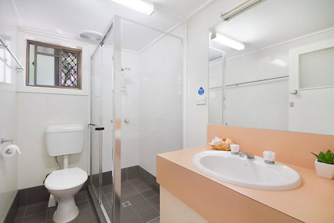 Tondio Terrace Flat 5 - Pet Friendly, Ground Floor Budget Style Accommodation - Sydney Tourism 3