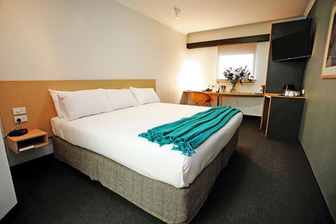 Townsville Central Hotel - Sydney Tourism 1
