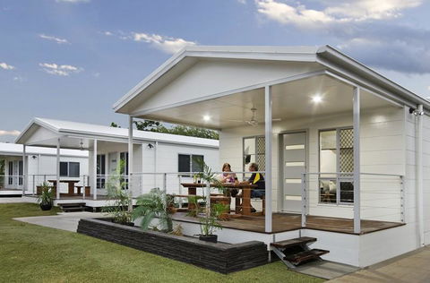 Townsville Tourist Village - Sydney Tourism 3