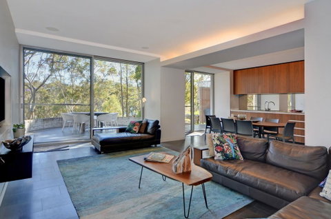Treehouse Jervis Bay - Sydney Tourism 1