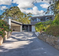 Treehouse Jervis Bay - Sydney Tourism