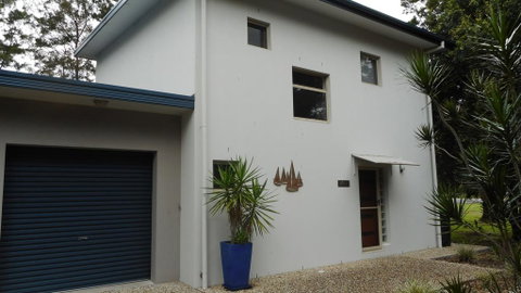 Trial Bay Eco Lodge 1 Osprey - Sydney Tourism 0