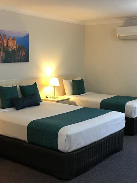 Tuckerbox Motor Inn - Sydney Tourism 1