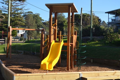 Tuross Beach Cabins & Campsites - Sydney Tourism 1