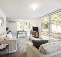 Twiggy  Anglesea - Sydney Tourism