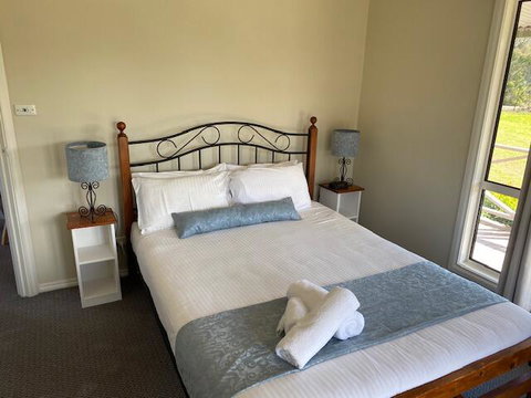 Twin Trees Country Cottages - Sydney Tourism 2