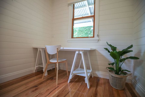 Two Oaks - Sydney Tourism 3
