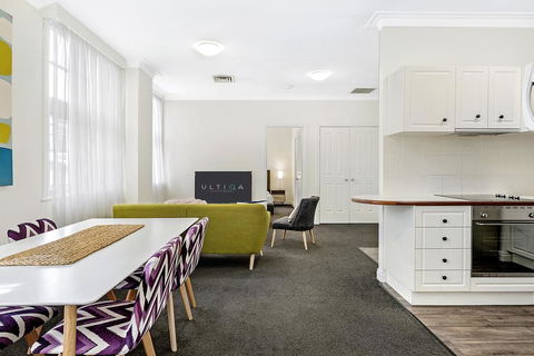 ULTIQA Rothbury Hotel - Sydney Tourism 1