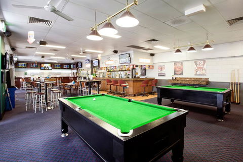 Upper Ross Hotel - Sydney Tourism 3